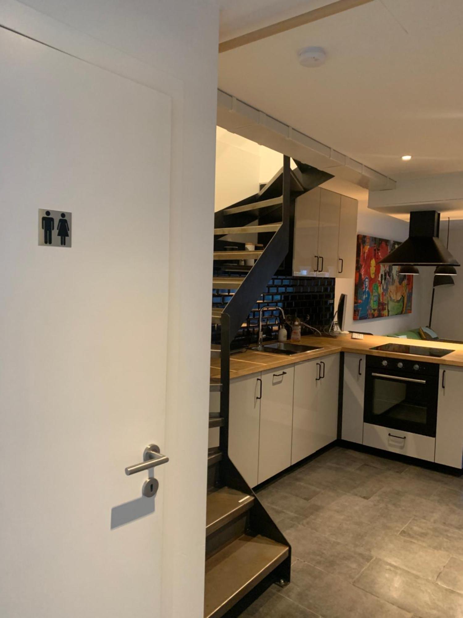Froissart Studio Apartment ชิเมย์ ภายนอก รูปภาพ